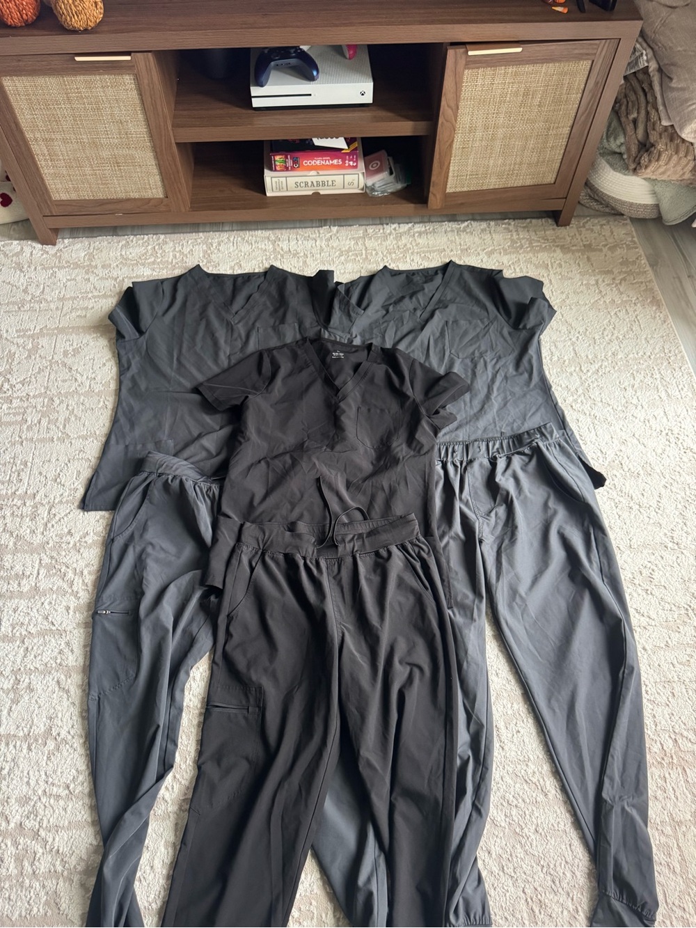 Women's Black Medical Scrub Set - 2 gray XL - 1 L black